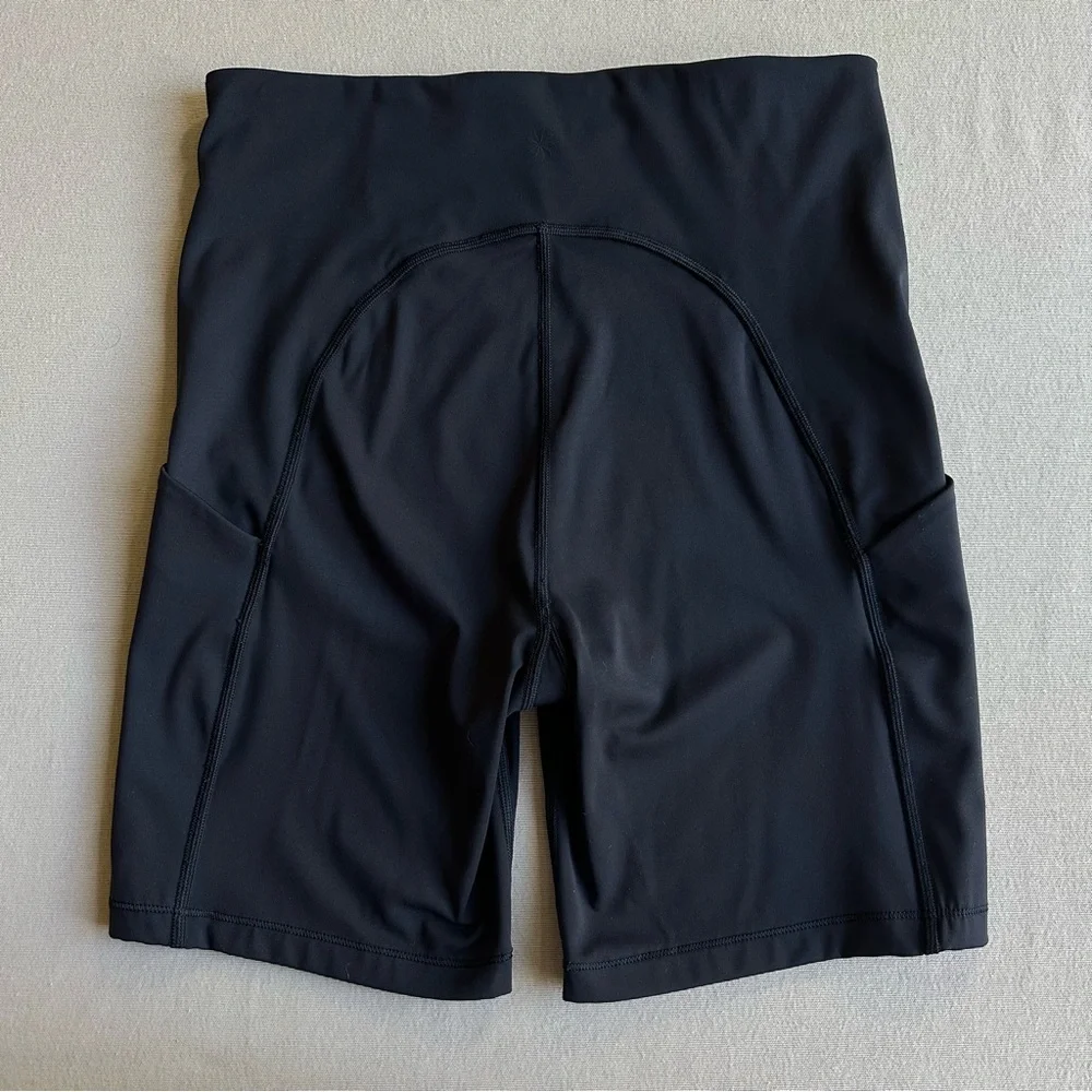 Athleta Black Ultimate Stash Pocket 7" Bike Short - Picture 6 of 7